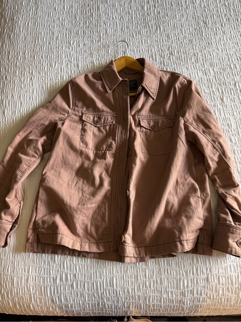 vintage mauve abercrombie and fitch jacket in a size small